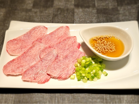 タン刺し ごま油