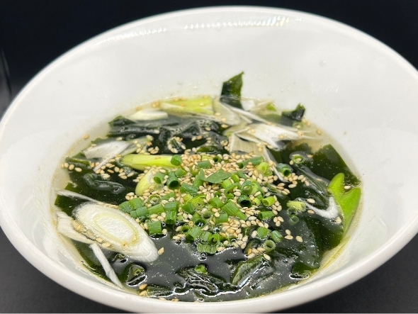 わかめスープ