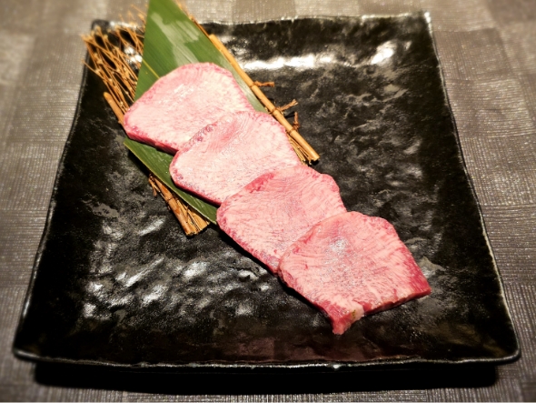 タン元