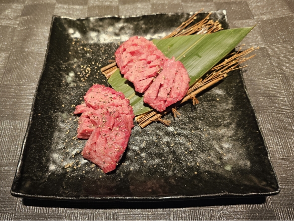 極厚切タン